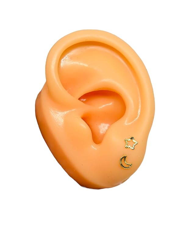 Broquel o Arete Luna y Estrella Contorno Diamantado en Oro 10K Garantizado - Angeles Joyas